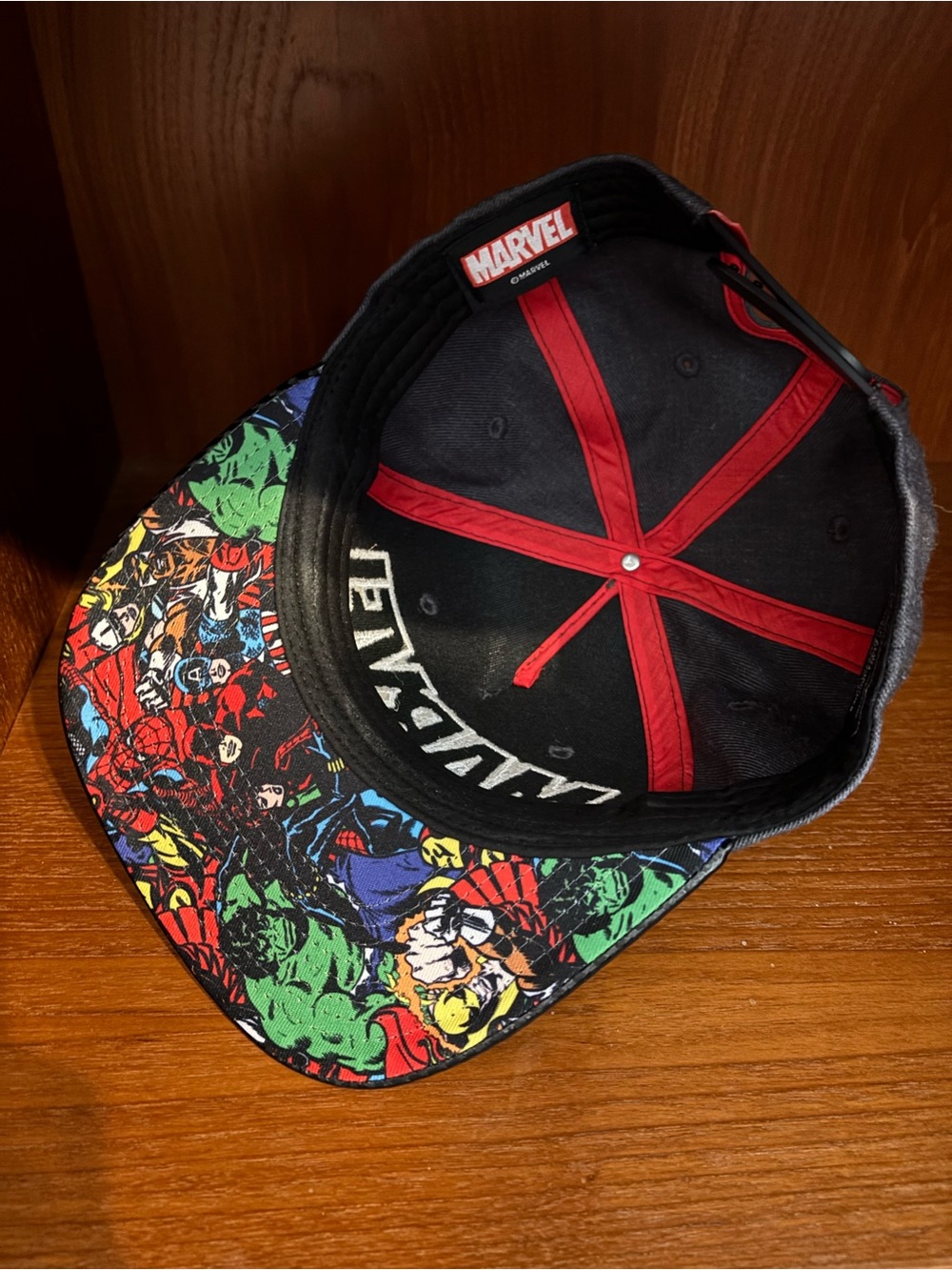 Marvel Men’s Flat Brim Snapback Hat with under bill characters